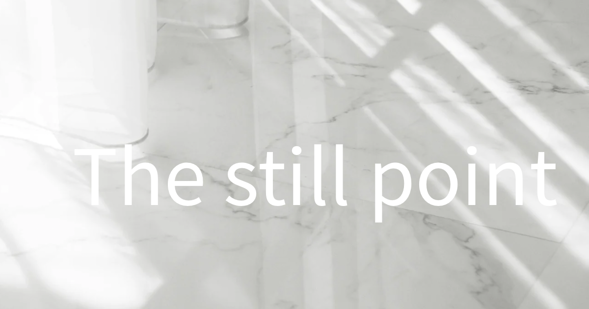 焦らず働くという選択を軸に、横浜のリフレを再設計するモカティック公式。The Still Point構造を通して、都市の速度と人の心拍を整える新しい働き方を提案します。